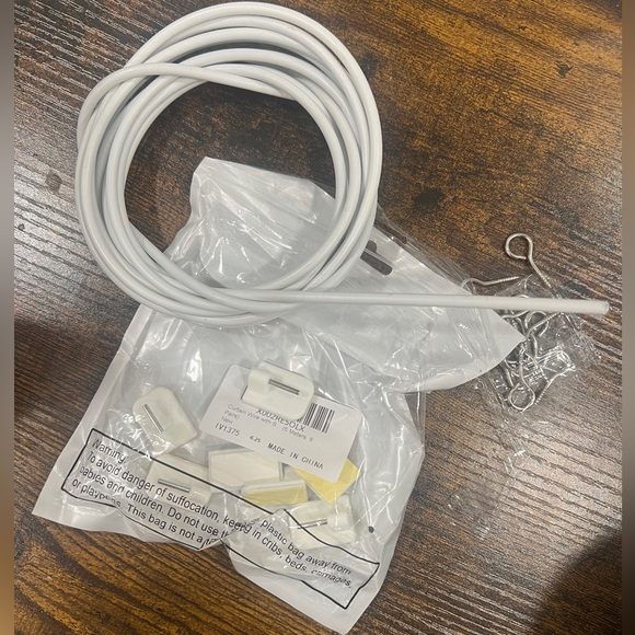 ❤️White Curtain Wire with Self-Adhesive Hooks,Hooks and Eyes for Net Curtain Rod - Picture 3 of 3